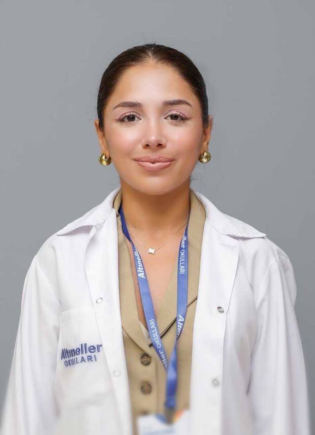 Elif Damla Koca